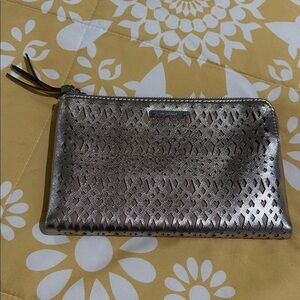 Stella & Dot classy beige & champagne gold laser cut double clutch. NWOT